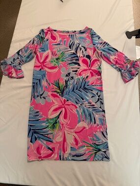 Lilly Pulitzer Pink Tropical Floral shirt